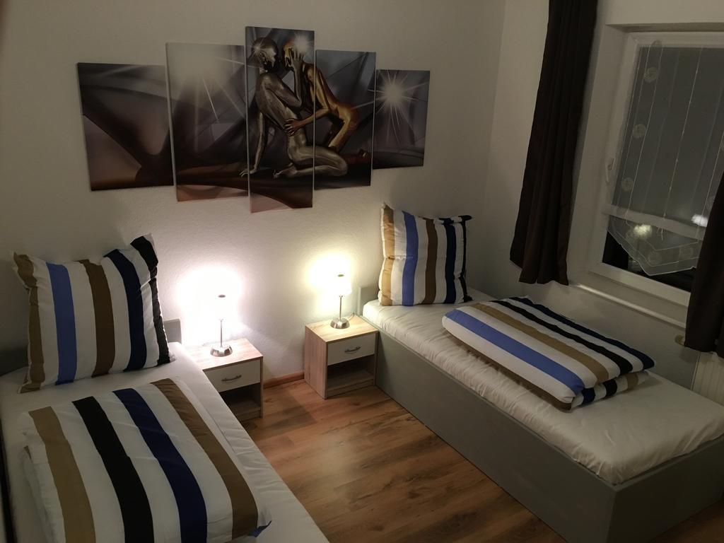 Gaestehaus Buonanotte Brémai repülőtér Szoba fotó