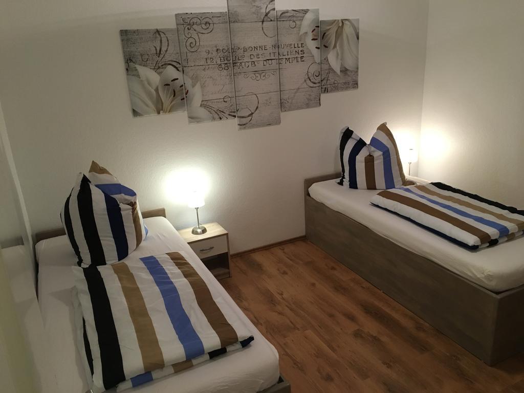 Gaestehaus Buonanotte Brémai repülőtér Szoba fotó