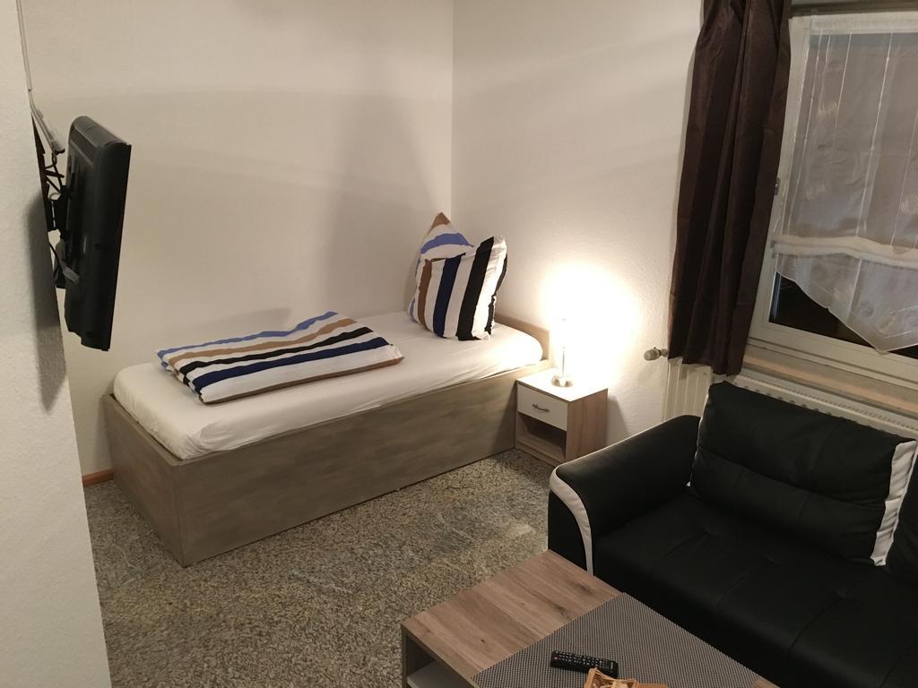 Gaestehaus Buonanotte Brémai repülőtér Szoba fotó